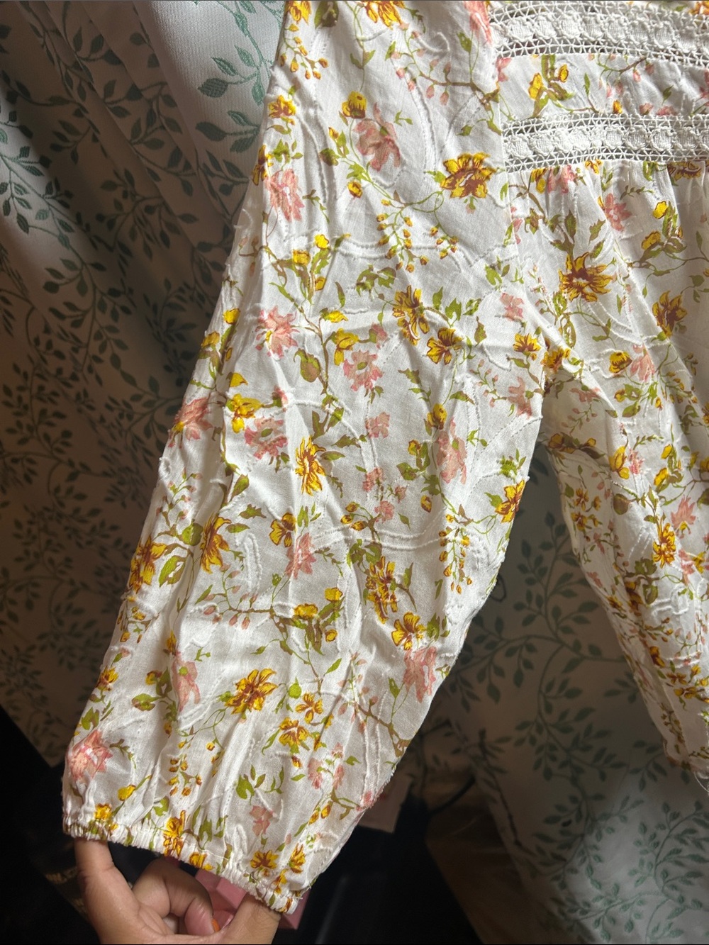Hester & Rachel Cream Floral Lace-Trim Button Front Blouse - Picture 7 of 7